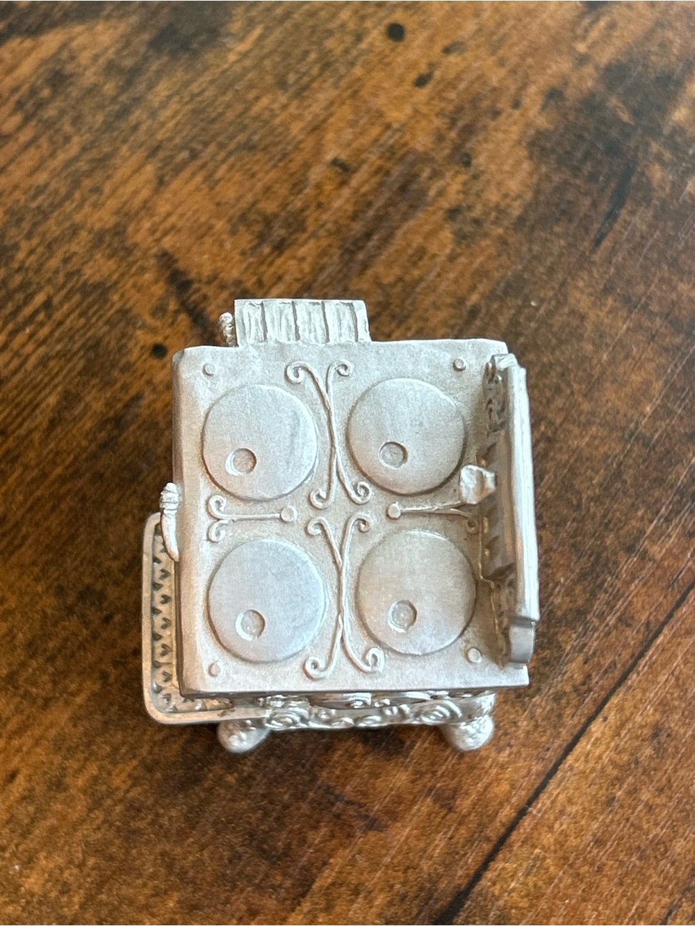 Vintage 1998 Enesco Miniature Dollhouse Kitchen Stove by Priscilla Hillman - Picture 5 of 6
